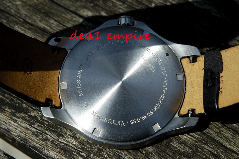 jam tangan Victorinox Swiss Army